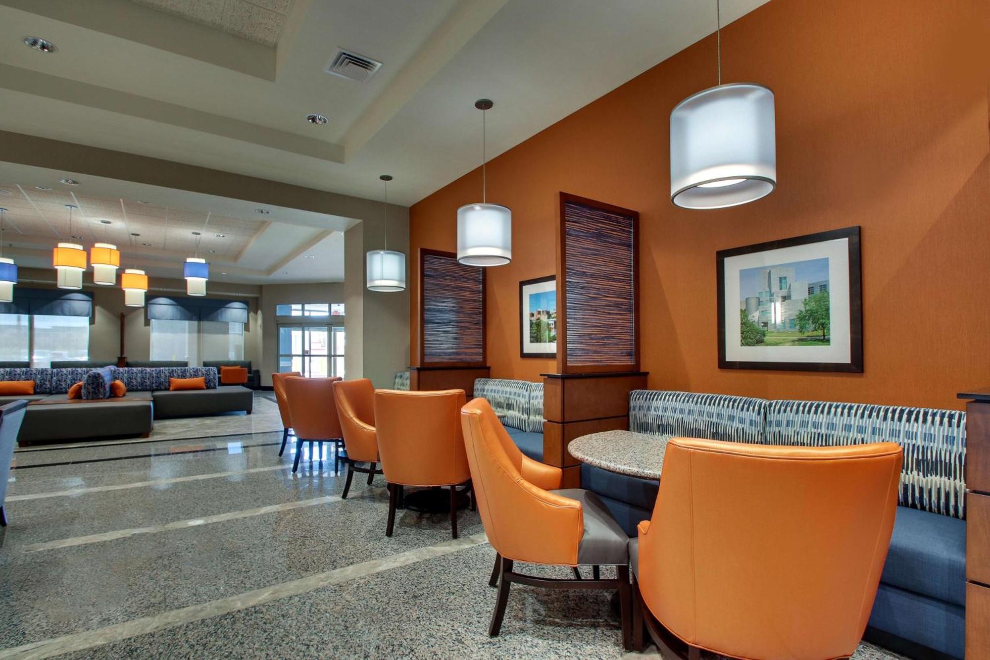 Drury Inn & Suites Iowa City Coralville Extérieur photo